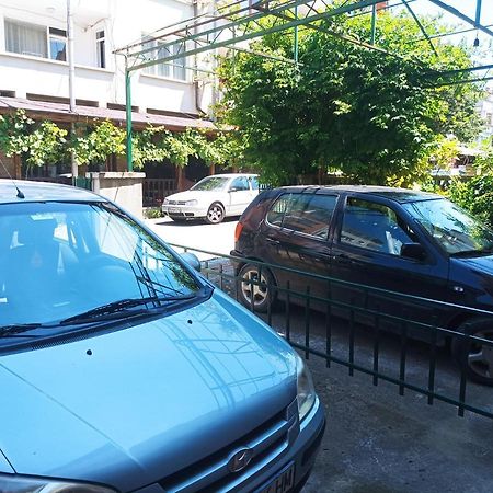 Family Hotel Bohemi II Primorsko Exterior foto
